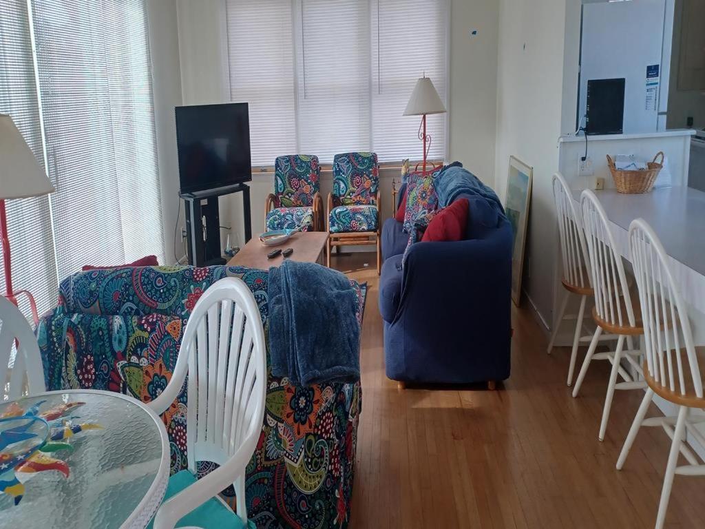 Stunning Home In Loveladies With 3 Bedrooms And Internet Barnegat Light Екстериор снимка